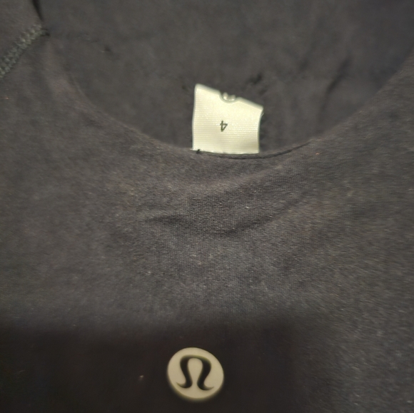 LuLulemon sports bra top - Picture 2 of 3